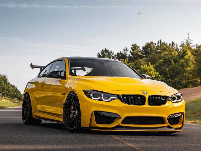 Rennsieger™ | BMW M4 (14-19) | Dry Carbon Fiber Mirror Caps - Rennsieger