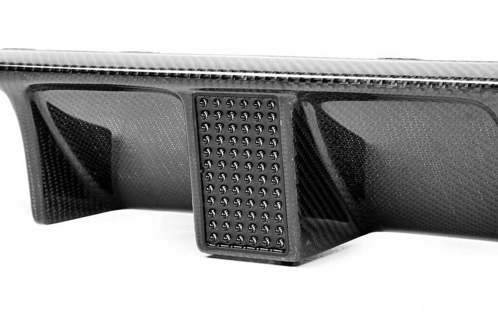 Rennsieger™ | BMW M4 (14-19) | Solaris Rear LED Diffuser | Carbon Fiber - Rennsieger